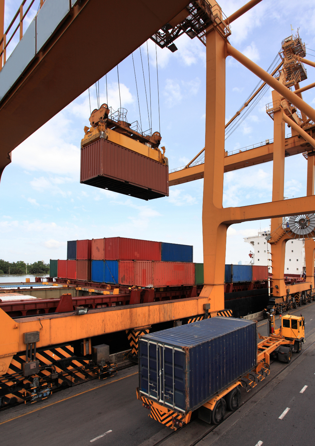 best international movers in dubai